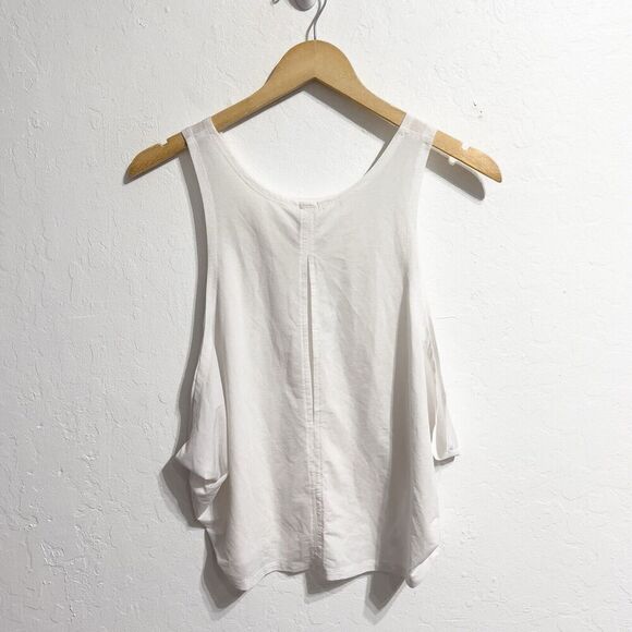 Varley Buckley Tank Size Small White Dropped Armholes Back Slit Activewear Loose - Picture 3 of 5
